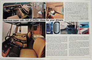 1972 Ford Diesel Linehauler W WT 9000 Series Trucks Sales Brochure Original