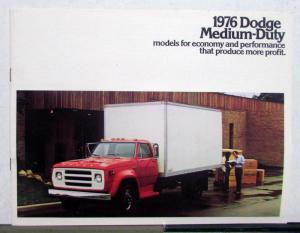 1976 Dodge Medium Duty Trucks D500 to 800 W600 Kary Van Color Sale Brochure Orig