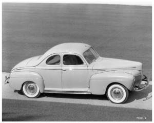 1941 Mercury Type 77 3 Passenger Coupe Press Photo 0017