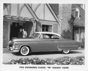 1953 Oldsmobile Classic 98 Holiday Coupe Press Photo 0045