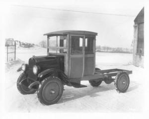 1917 GMC Truck Chassis Factory Press Photo 0048