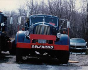 1947 Mack LF Truck Color Photo 0071 - Delfarno
