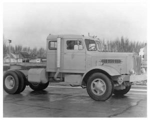 1950-1951 Sterling Truck Press Photo 0034
