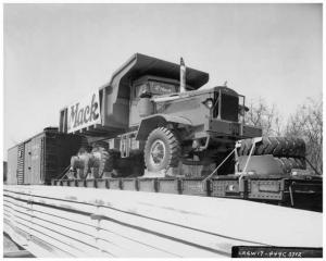 1950 Mack LRSW Truck on Railroad Car Press Photo 0148