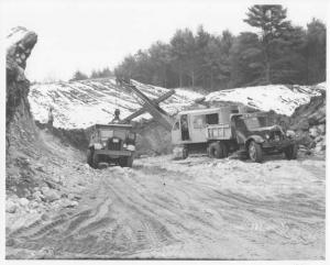 1951 Sterling Dump Truck & Link-Belt Shovel Press Photo 0049 - TW Watkins & Son