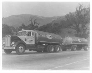 1960s Kenworth Truck Press Photo 0004 - Pacific Molasses Co