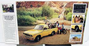 1977 Toyota Trucks Dealer Sales Brochure Half Ton Pickup SR-5 Sport Long Bed