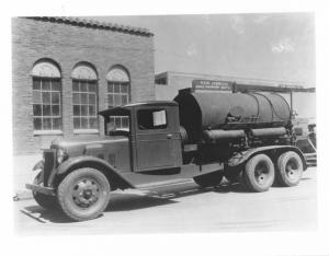 1930s Indiana Tanker Truck Press Photo 0007 - New Mexico State Highway Dept