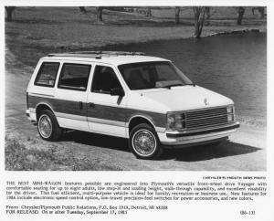 1986 Plymouth Voyager Press Photo 0045