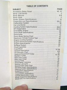 1982 Cadillac Dealer Pocket Product Information Models Specifications Booklet