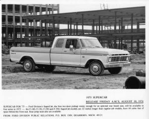 1975 Ford SuperCab Pickup Press Photo 0329 F-100 150 250 350