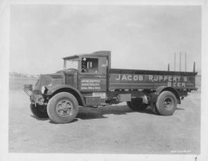 1930s Mack AK Truck Press Photo 0308 - Jacob Rupperts Brewery Beer