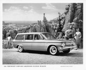 1961 Chevrolet Corvair Lakewood Station Wagon Press Photo and Release 0501