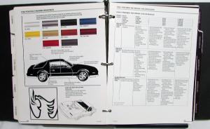 1986 Pontiac Dealers Album Paint Chips Upholstery Fiero Firebird Grand Am