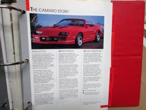 1990 Chevrolet Dealers Album Paint Chips Upholstery Iroc Camaro Corvette Beretta