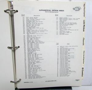 1975 Chevrolet Dealer Fleet Buyers Guide Chevelle Camaro Nova Blazer Pickup