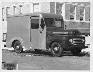 1948 Ford F1 Truck with Better Built Boyertown Body Press Photo 0592