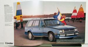 1982 Chevrolet Wagons Cavalier Malibu Classic Caprice Sales Brochure