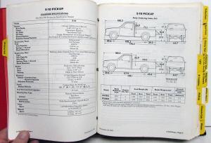 1982 Chevrolet Truck Light Duty Dealer Data Book S10 El Camino Pickup Van Blazer