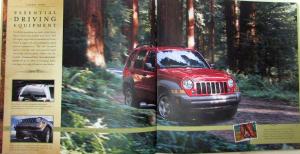 2005 Jeep Liberty Limited Edition Renegade Sport Color Sales Brochure Original