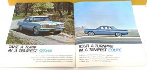 1962 Pontiac Prestige Dealer Sales Brochure Tempest LeMans Safari Coupe Sedan