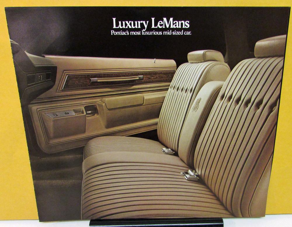 1973 Pontiac Dealer Sales Brochure Folder Luxury LeMans Mid-Size