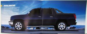 2005 Chevrolet Avalanche Canadian Dealer Sales Brochure