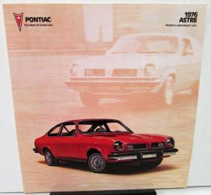 1976 Pontiac Dealer Sales Brochure Astre Coupe Hatchback Safari Wagon Subcompact