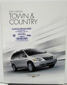 2007 Chrysler Town & Country Minivan Canadian Sales Brochure