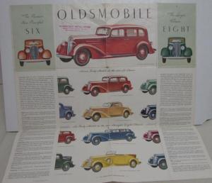 1933 Oldsmobile 6 & 8 Roomier & Finer Color Sales Folder Original