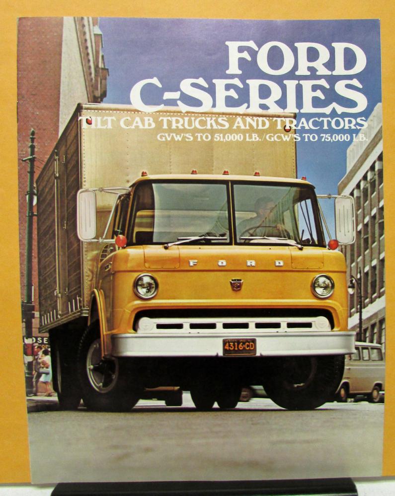 1981 Ford C-Series Trucks 8-page Original Sales Brochure Catalog C-600 C-700