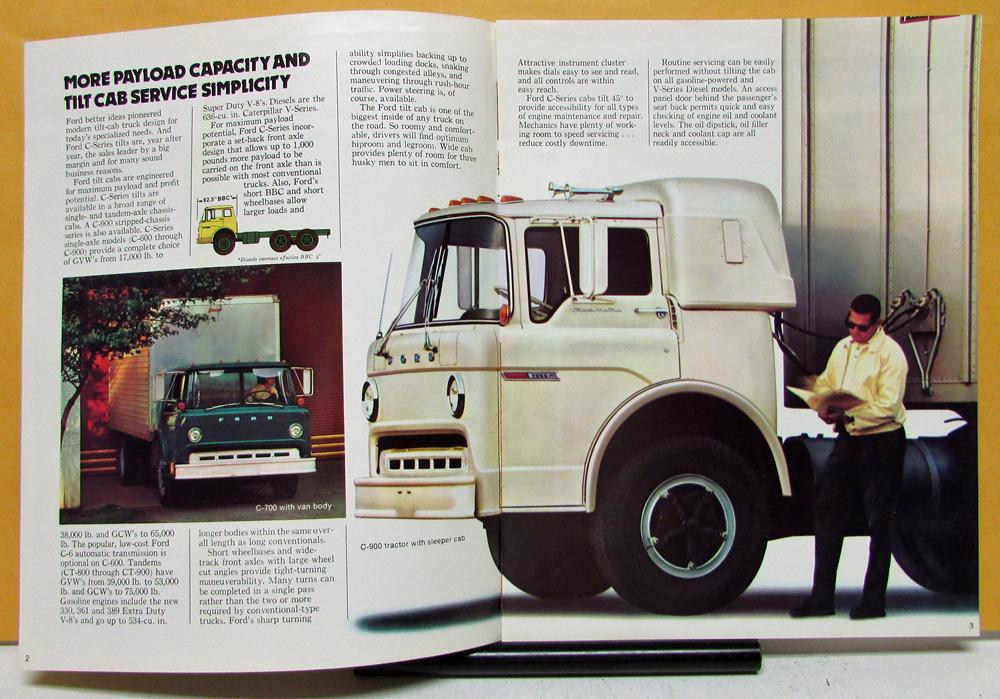 1981 Ford C-Series Trucks 8-page Original Sales Brochure Catalog C-600 C-700