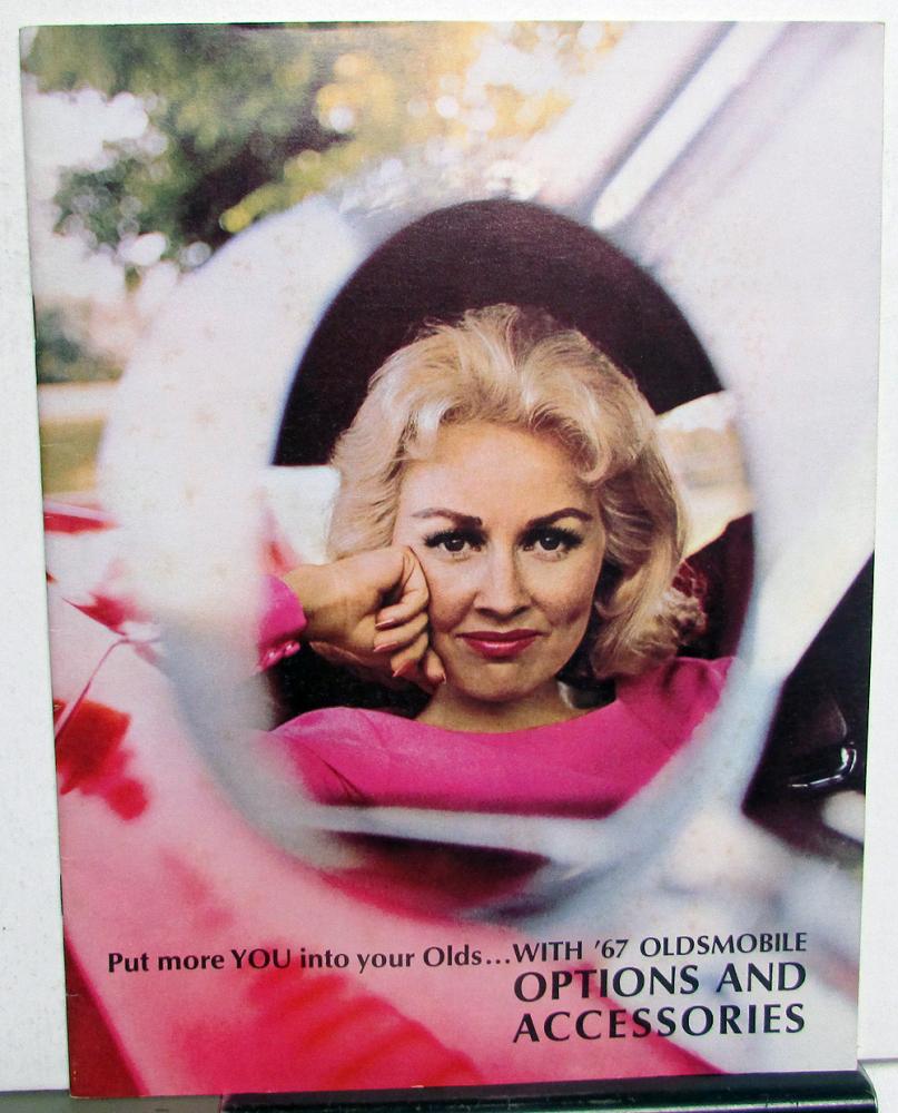 1967 Oldsmobile Options & Accessories Sales Brochure Original