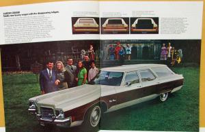 1971 Oldsmobile Cruiser Station Wagons Color Sales Brochure Original