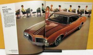 1970 Oldsmobile Dealer Large Brochure Escape Machine 442 Cutlass Toronado 98 88