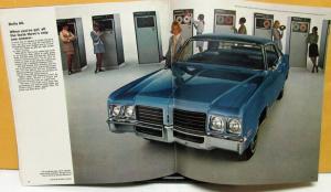 1970 Oldsmobile Dealer Large Brochure Escape Machine 442 Cutlass Toronado 98 88