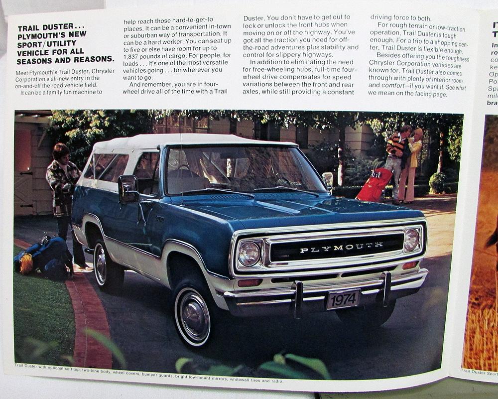 1976 Plymouth Trail Duster Original Sales Brochure – Vintage Catalog – Very Good Condition