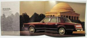 1988 Lincoln Town Car Portfolio Sales Brochure