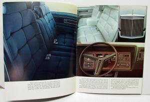 1972 Lincoln Continental Mark IV Glossy Cardstock Sales Brochure Oversized Orig