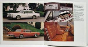 1981 Lincoln for Eighty One Sales Brochure Town Car