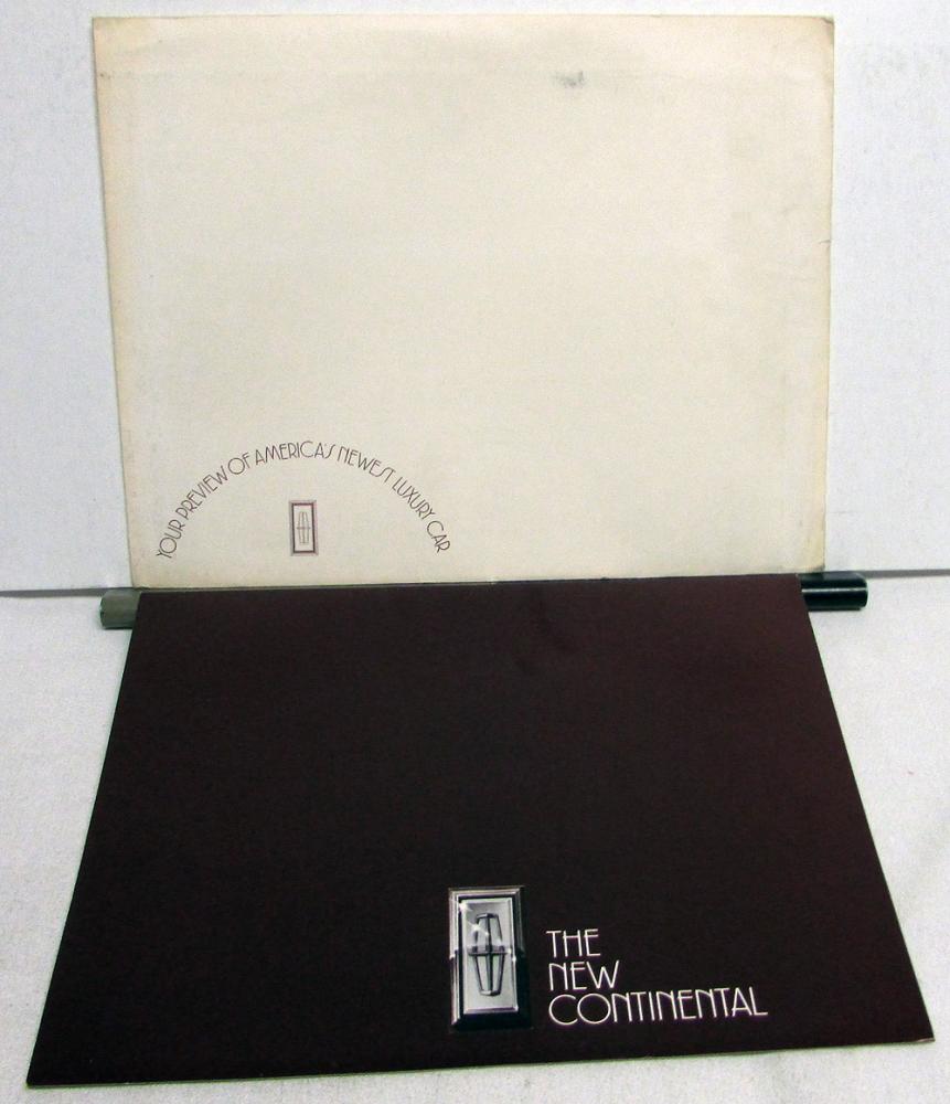 1982 Lincoln Continental Spec Sheets with Cover Folder Envelope Sales Portfolio