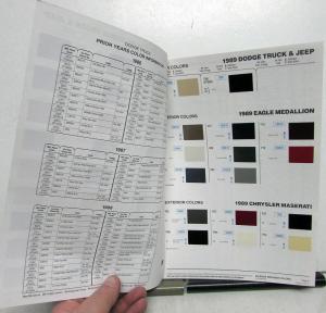 1989 Dodge Truck & Jeep Color Paint Chips By DuPont