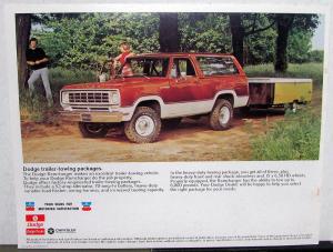 1976 Dodge Ramcharger Hardtop Softtop 4WD Color Sales Brochure Original