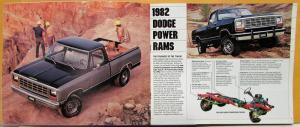 1982 Dodge RAM Pickups Club Crew Conv Cabs Color Sales Brochure Original