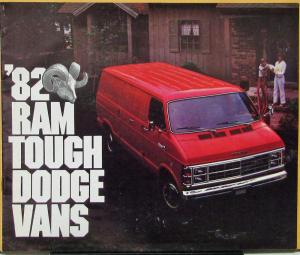 1982 Dodge Vans & Maxivan Color Sales Brochure Original