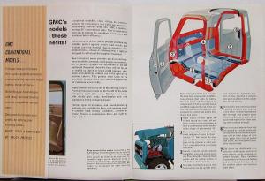 1967 GMC Trucks Gasoline Medium Tonnage Models Sales Brochure Red Logo Original