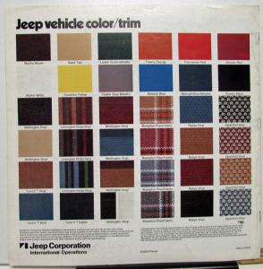 1974 Jeep Foreign Dealer Brochure French & English Text CJ Renegade Cherokee