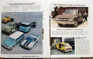 1971 GMC Truck Complete Model Line Sales Folder Original