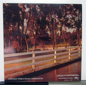 1986 Lincoln Continental Givenchy Designer Series Sales Brochure