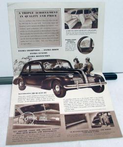 1939 Pontiac 6 & 8 & Deluxe Silver Streaks Sales Folder Original